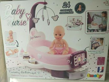 Baignoire baby neurse