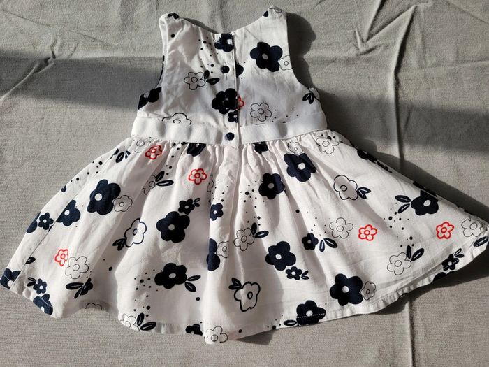Robe à fleurs 3 mois - photo numéro 3
