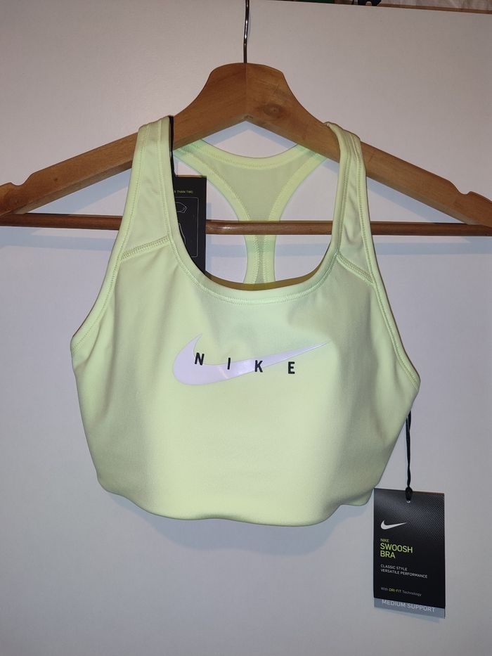 Brassière neuve nike - photo numéro 3