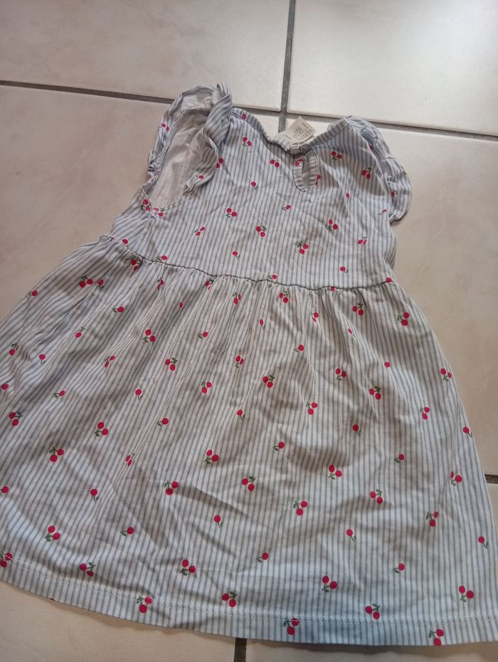 Robe h et m - photo numéro 3