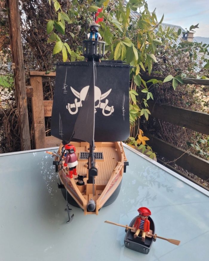 Superbe Playmobil Bateau pirates des ténèbres playmobil 6678 💀 +accessoires +perso - photo numéro 7