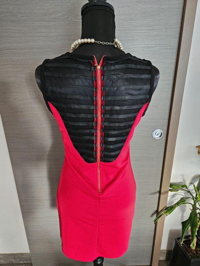 Robe noir et rouge - photo numéro 3