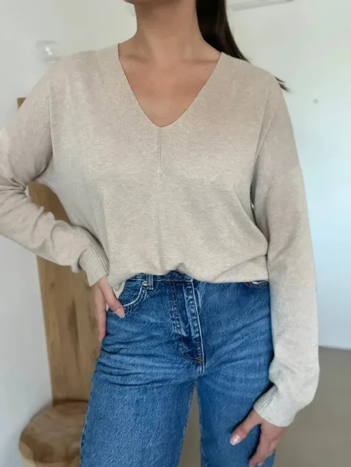 Pull col V beige Cécile Wang - photo numéro 2