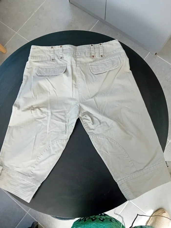 Pantacourt kaki en taille 40 de chez kiabi woman - photo numéro 5