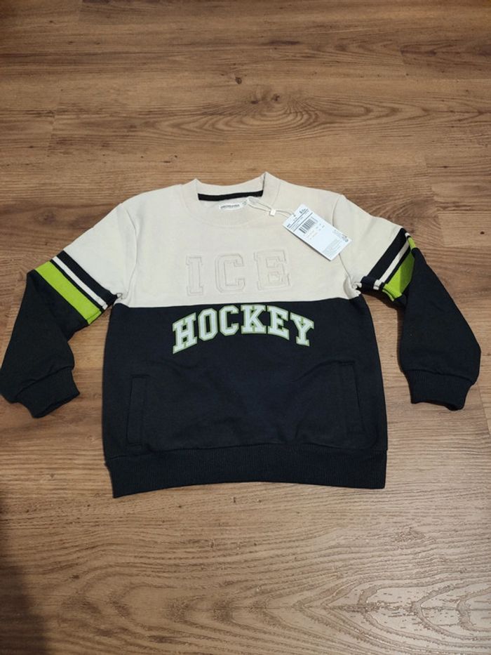 Pull garçon Orchestra neuf