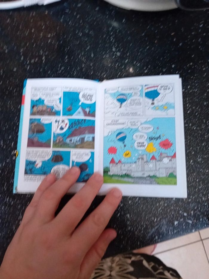 Petite bd à donner - photo numéro 3