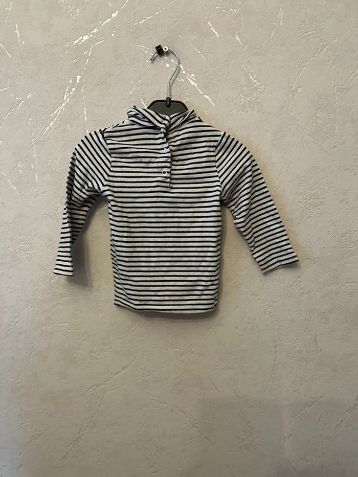 T-shirt col roulé taille 18 mois - photo numéro 2