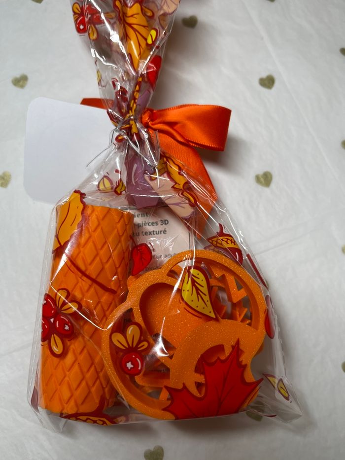 🍁 Mini kit automne – Emporte-pièces et rouleau texturé pour pâte à modeler (sans pâte) - photo numéro 4
