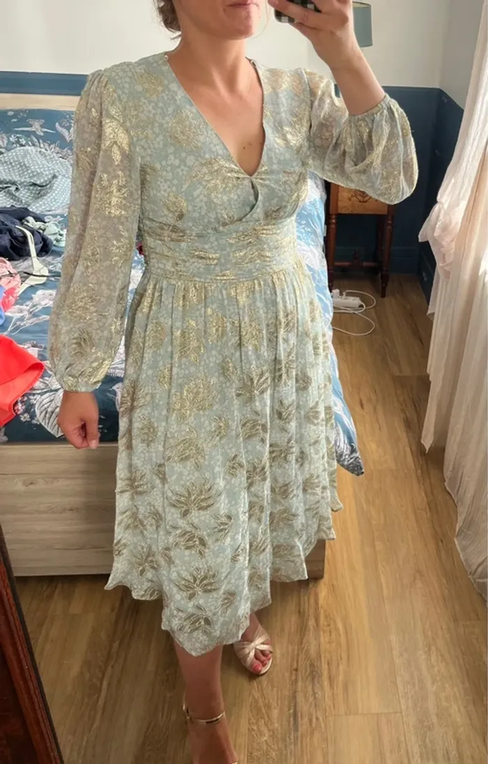 Robe longue brillante - photo numéro 5