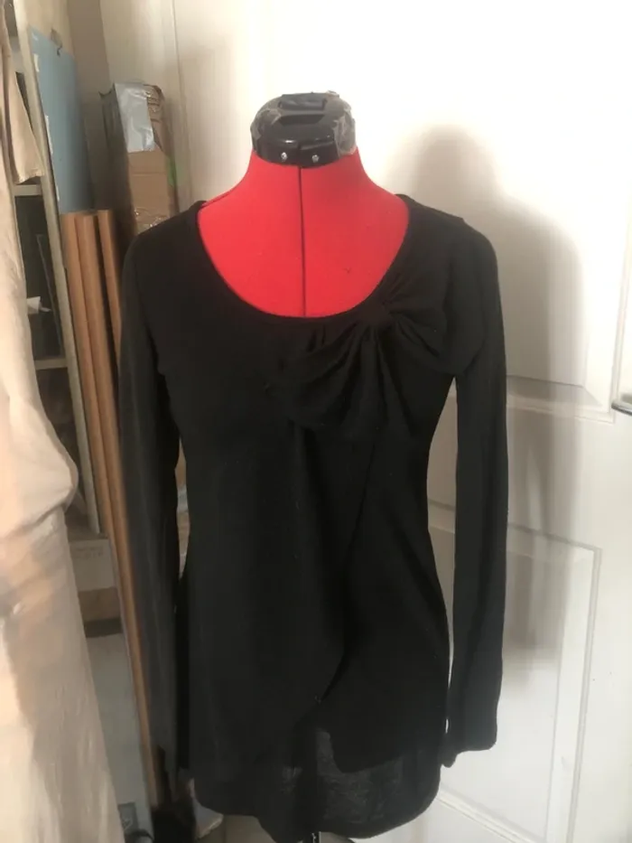 Haut avec noeud papillon sur le côté T38 femme 👚 - photo numéro 2