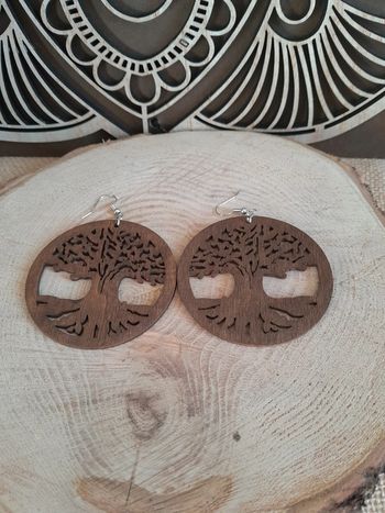 Grosses boucles d'oreilles en bois arbre de vie