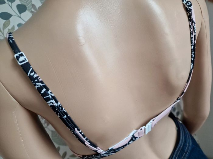 Haut de maillot de bain Calvin Klein xs - photo numéro 8