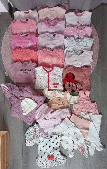 🎀 Lot 26 pièces 1 mois fille 🎀