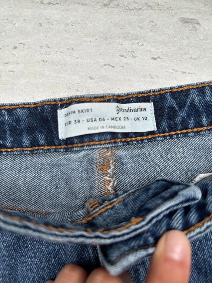 Jupe en jeans 38 stradivarius tbe - photo numéro 2