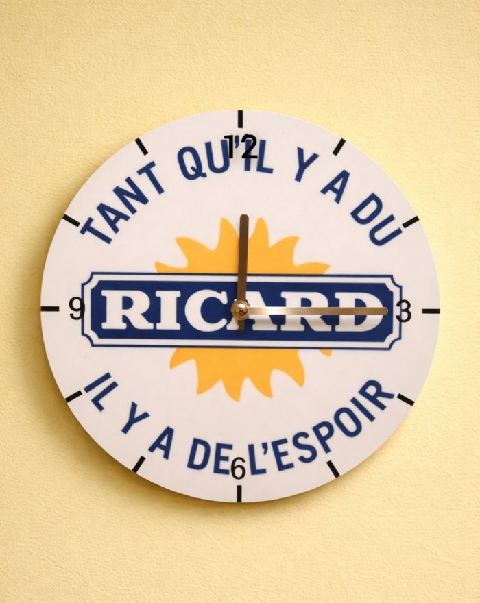 Horloge Tant qu'il y a du Ricard il y a de l'espoir