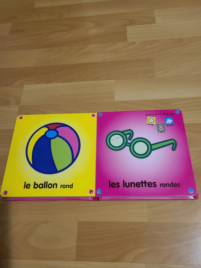 Livre « couleurs et formes » - photo numéro 2