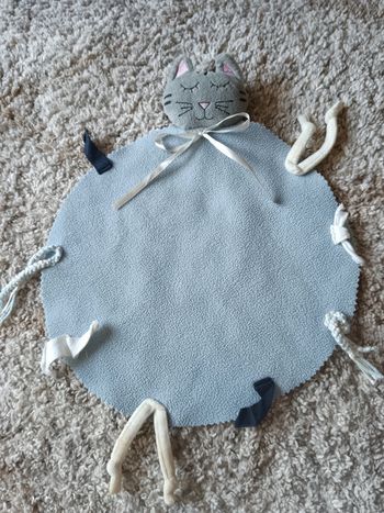 Doudou mouchoir chat