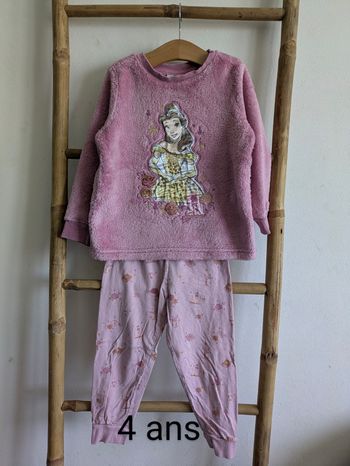 Pyjama Belle Disney Store