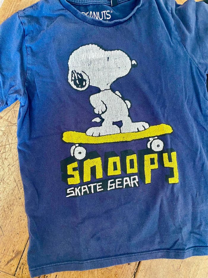 Lot 2 t-shirt snoopy et Mickey - photo numéro 2