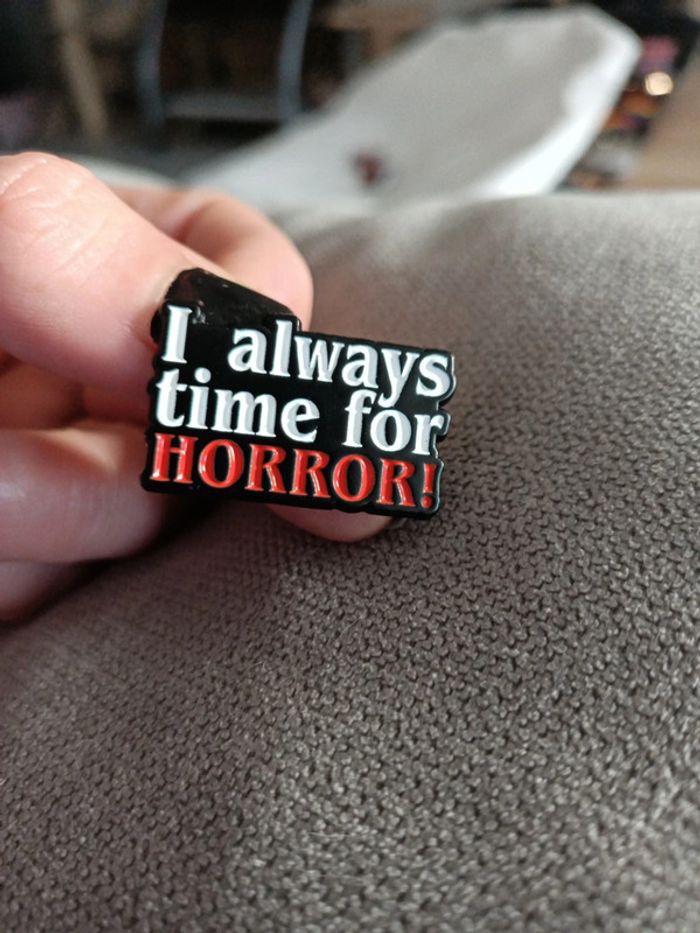 Pins thème horreur " - photo numéro 3