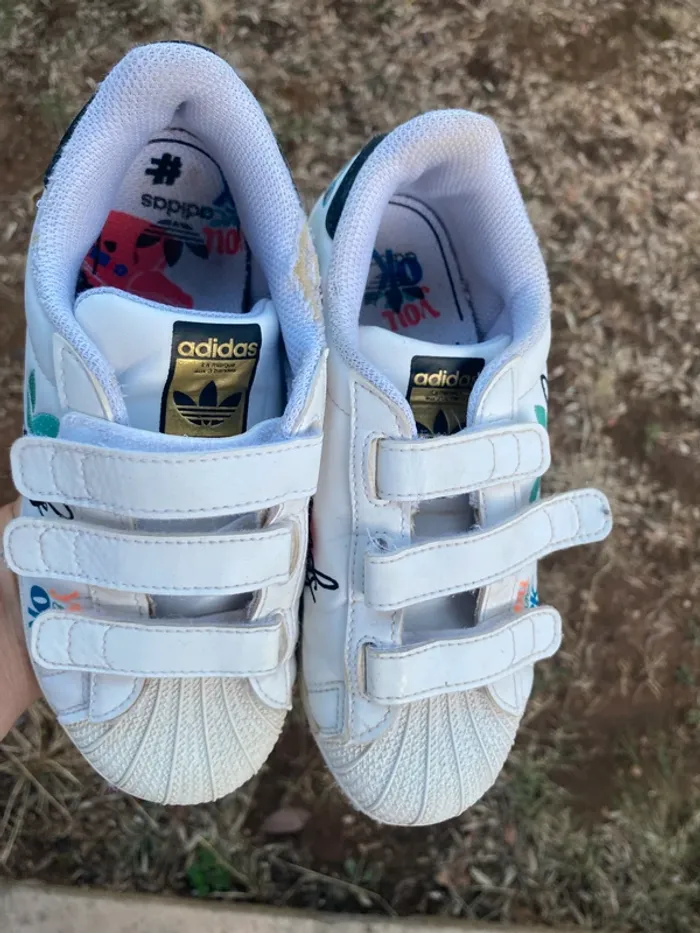 Baskets scratchs Adidas girl 33 - photo numéro 11