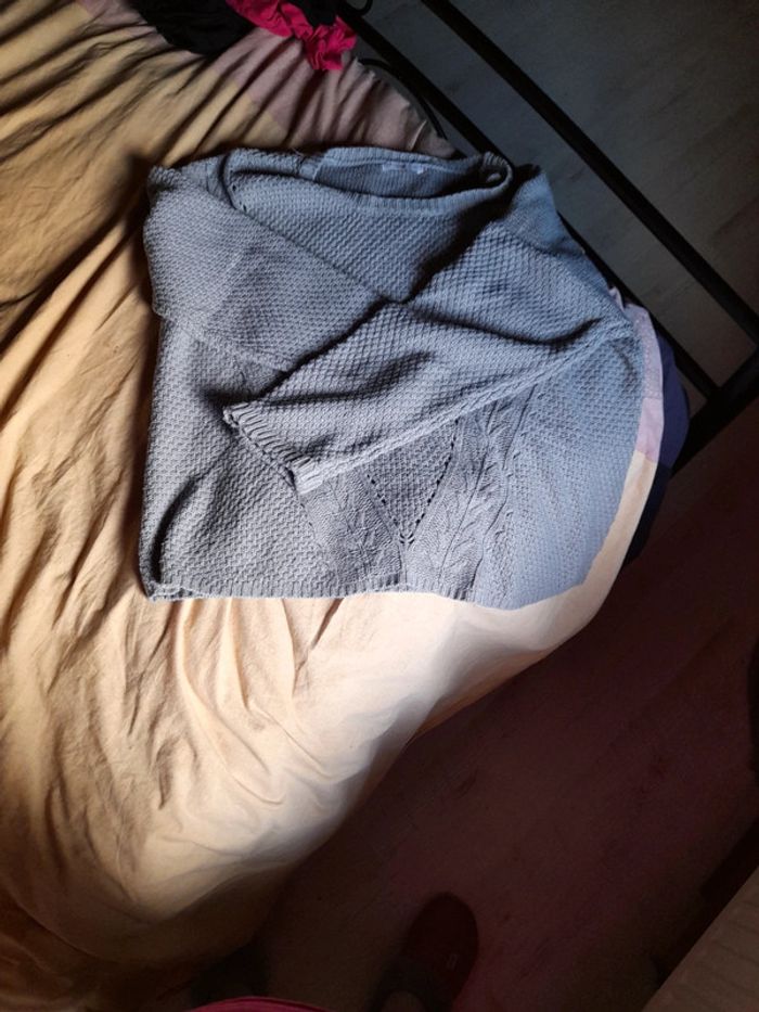 Pull gris - photo numéro 3