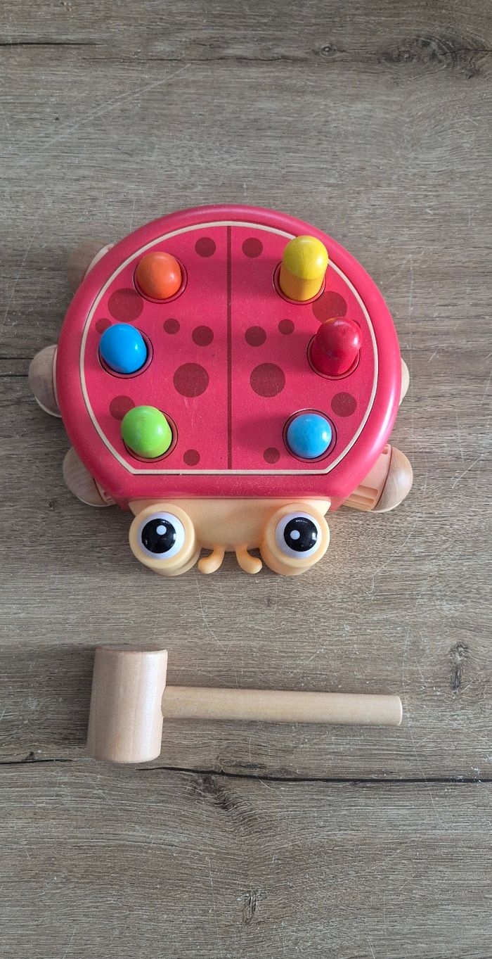 Jeu à marteler coccinelle 🐞 - photo numéro 2