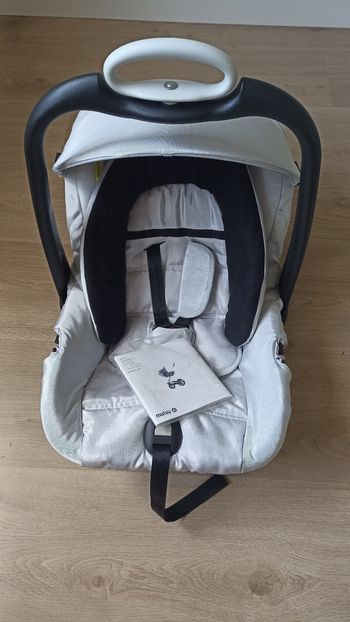 Siege auto Mutsy safe2go gris