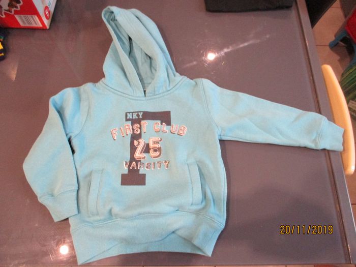 sweat a capuche "nky"