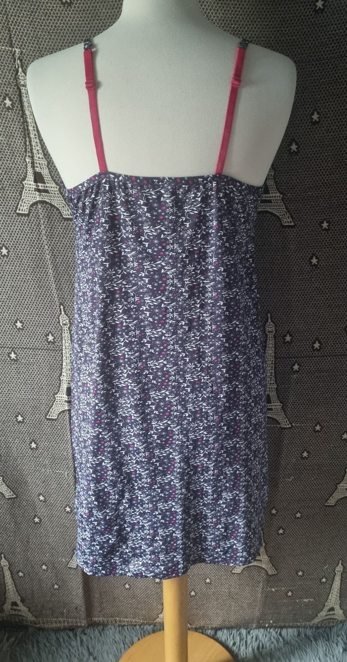 Nuisette violette à motifs taille 38-42 - photo numéro 4