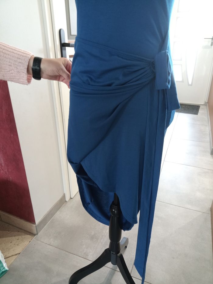 🌊 élégante robe bleue nouée à la taille - Taille M 👗 - photo numéro 3