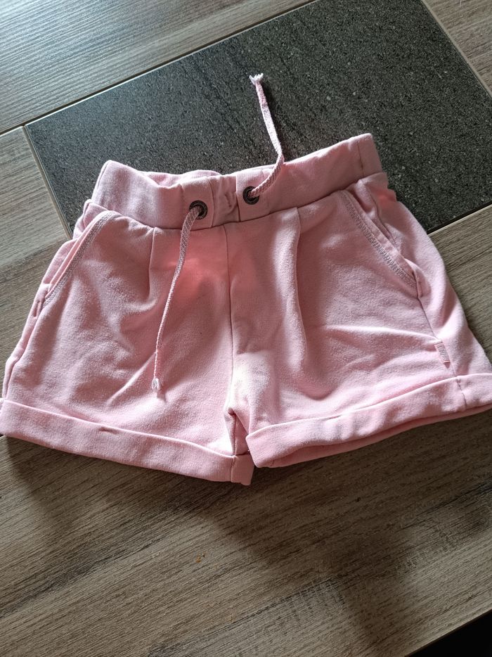 Short fille 2 ans - photo numéro 2