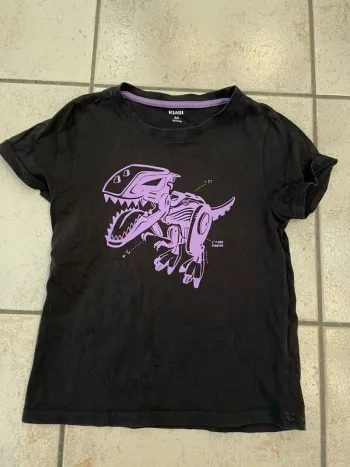 Teeshirt manches courtes Kiabi 6ans dinosaure