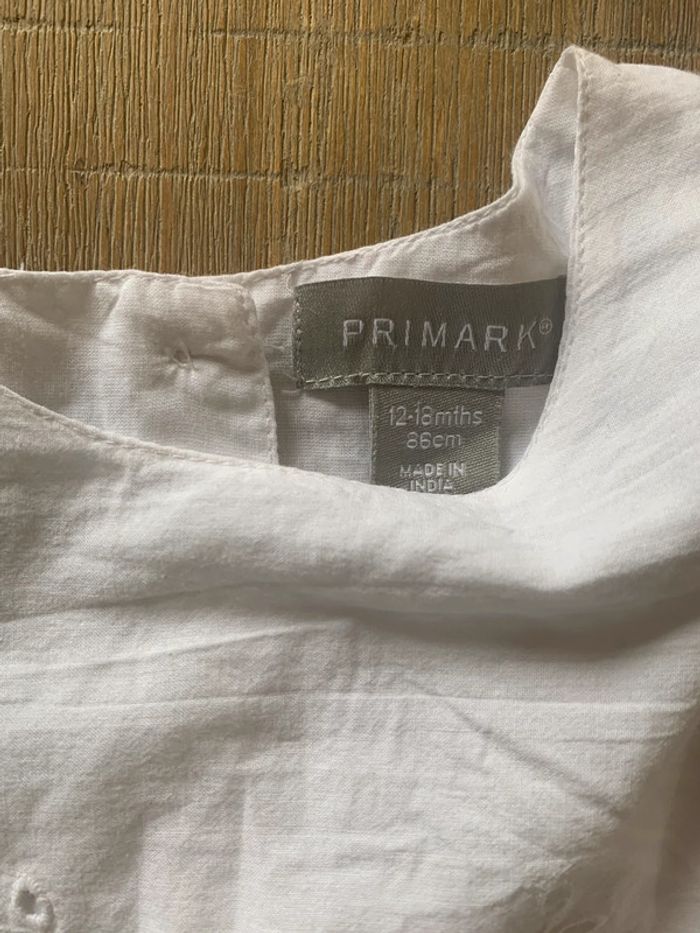 Robe blanche Neuve 12/18 mois - photo numéro 5