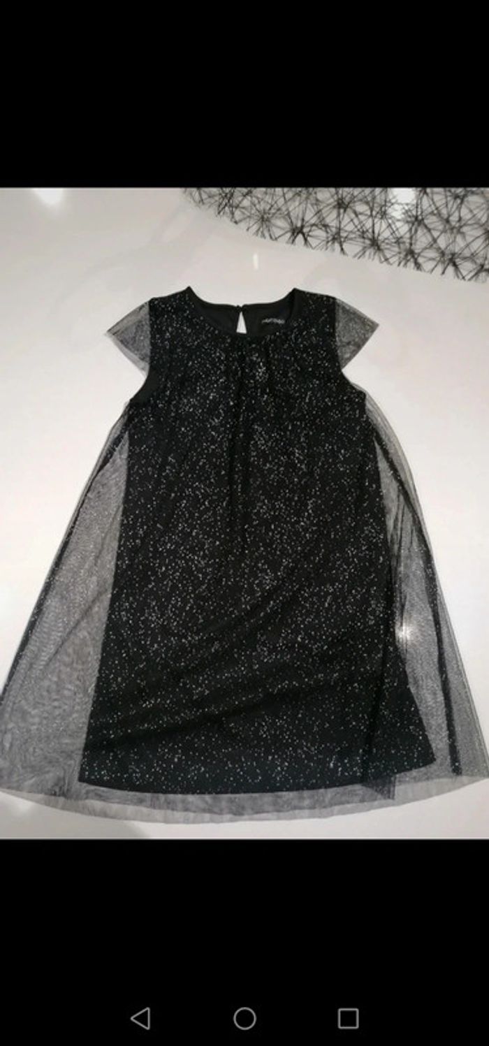 Robe fête paillettes 👧🏻 T 8 ans