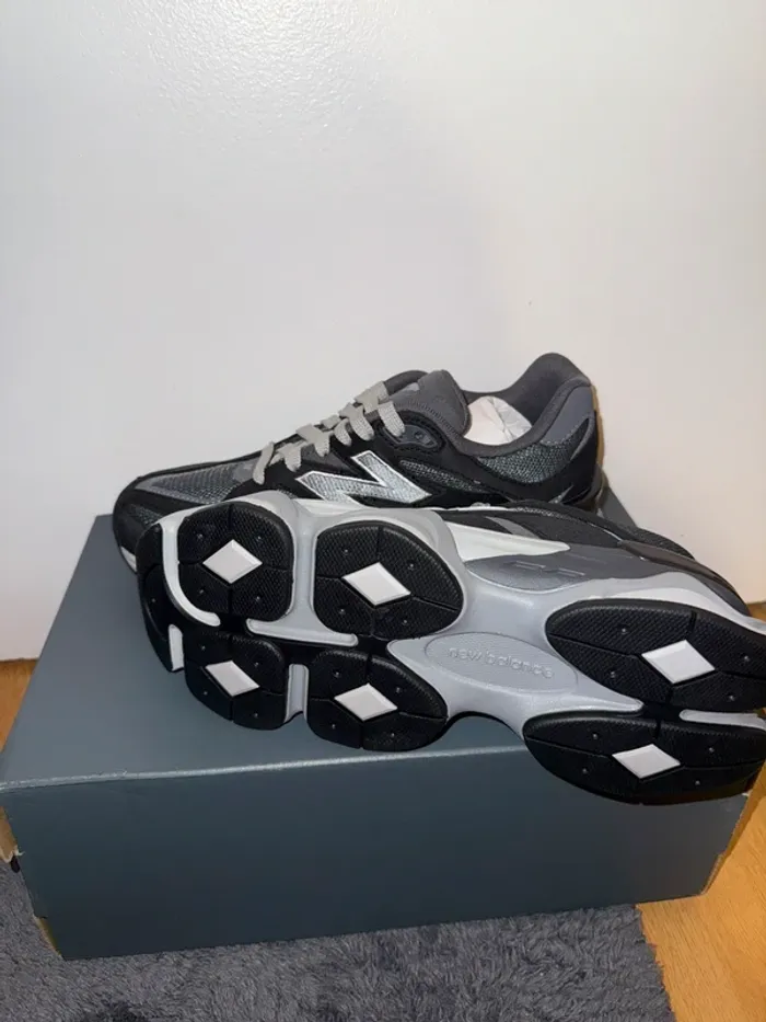 New balance GC 9060 Noir / Grise / Blanche Black - photo numéro 8