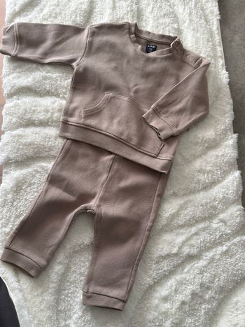 Ensemble bébé KIABI beige 6 mois