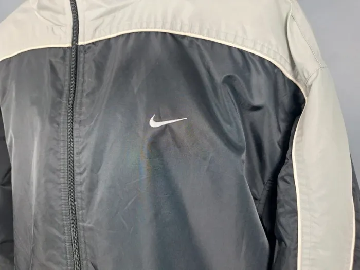 Blouson à capuche Nike vintage / taille 2XL - homme / noir et gris / brodé (194) - photo numéro 7