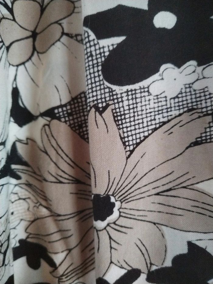 Robe mi saison (taille 52) - photo numéro 5