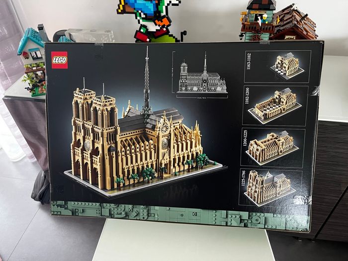 Lego Architecture Notre dame de Paris - 21061 - photo numéro 2