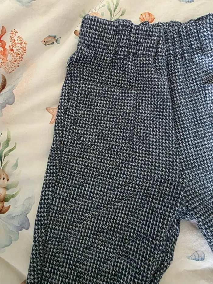 👶 Pantalon bébé à motif pied-de-poule – KIABI – 9 mois 👶 - photo numéro 4