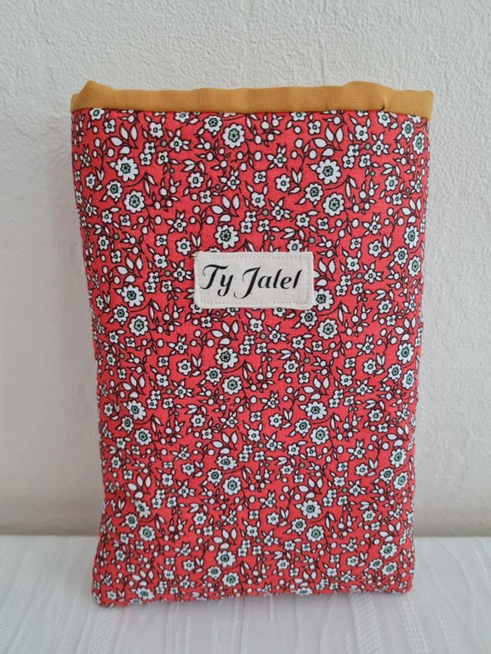 Pochette de protection pour livre ou liseuse petit format