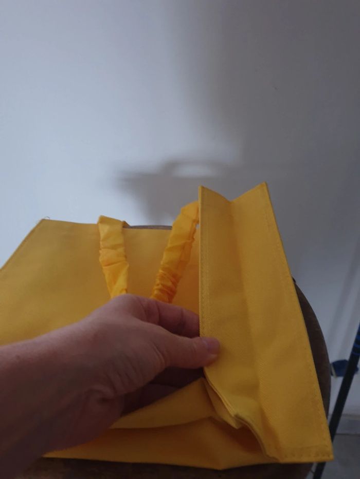 Sac jaune - photo numéro 3