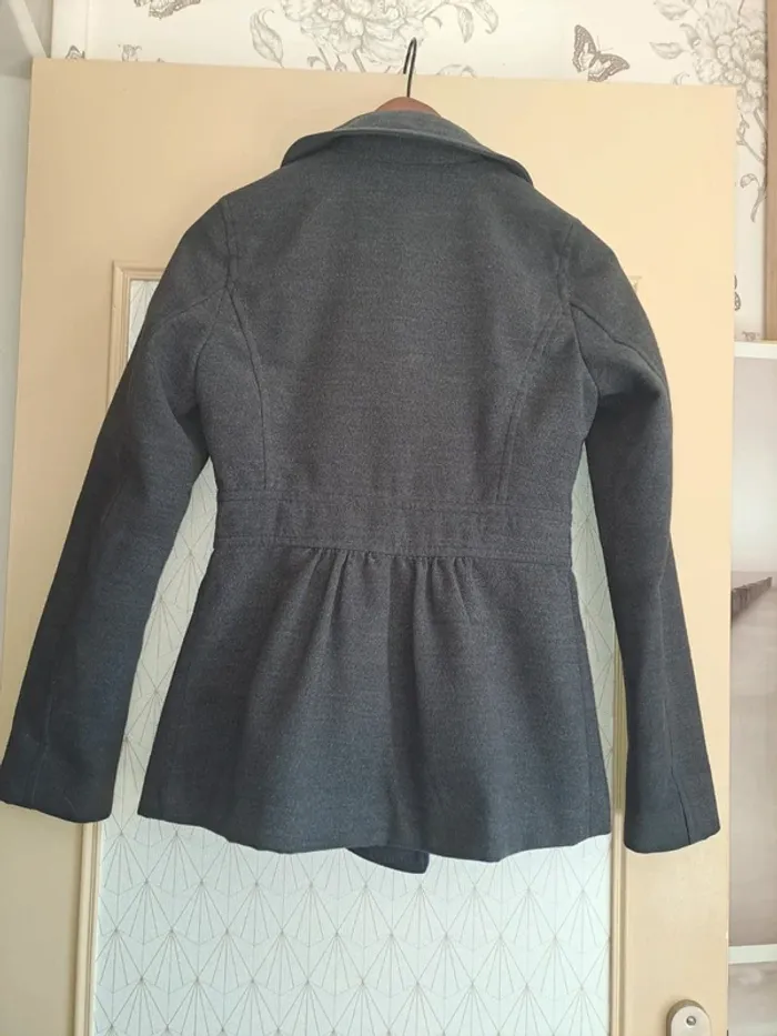 Manteau gris chaud femme comme neuf sexy cintré divided H&m 34 - photo numéro 6