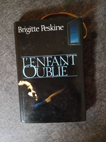 Livre (72) 📚 L' enfant oublié