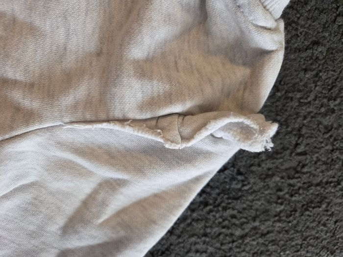 Sweat fille - photo numéro 3