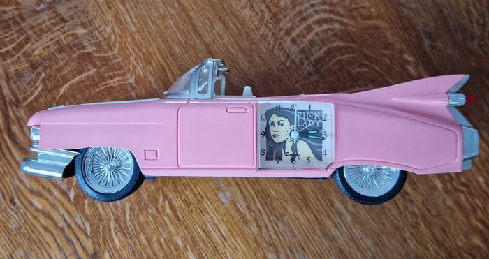 Voiture Cadillac Pink Lady 35cm×14cm - photo numéro 2