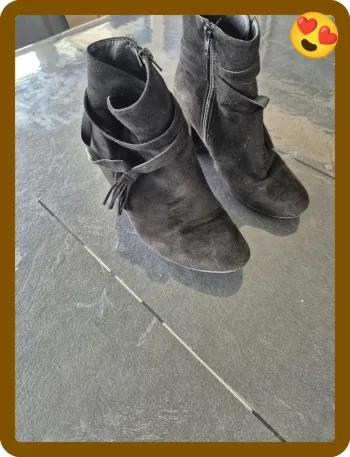 Paire de Bottines - taille 37