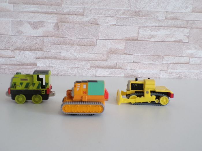 Locomotive - Train - Thomas et ses amis  (J23) - photo numéro 2