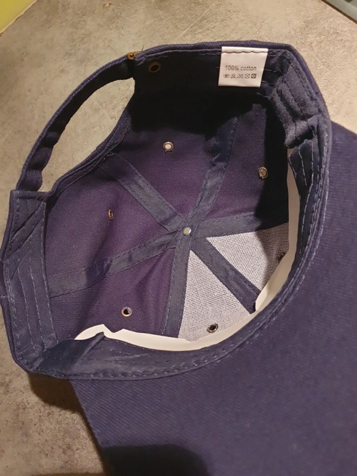 Casquette brodée - photo numéro 4